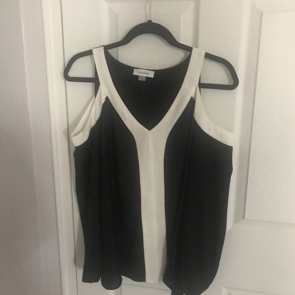 Calvin Klein Blouse Size Medium - Picture 2 of 3
